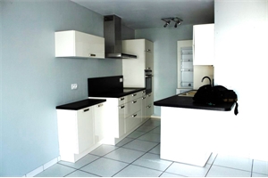 appartement à la location -   21000  DIJON, surface 68 m2 location appartement - APR699377